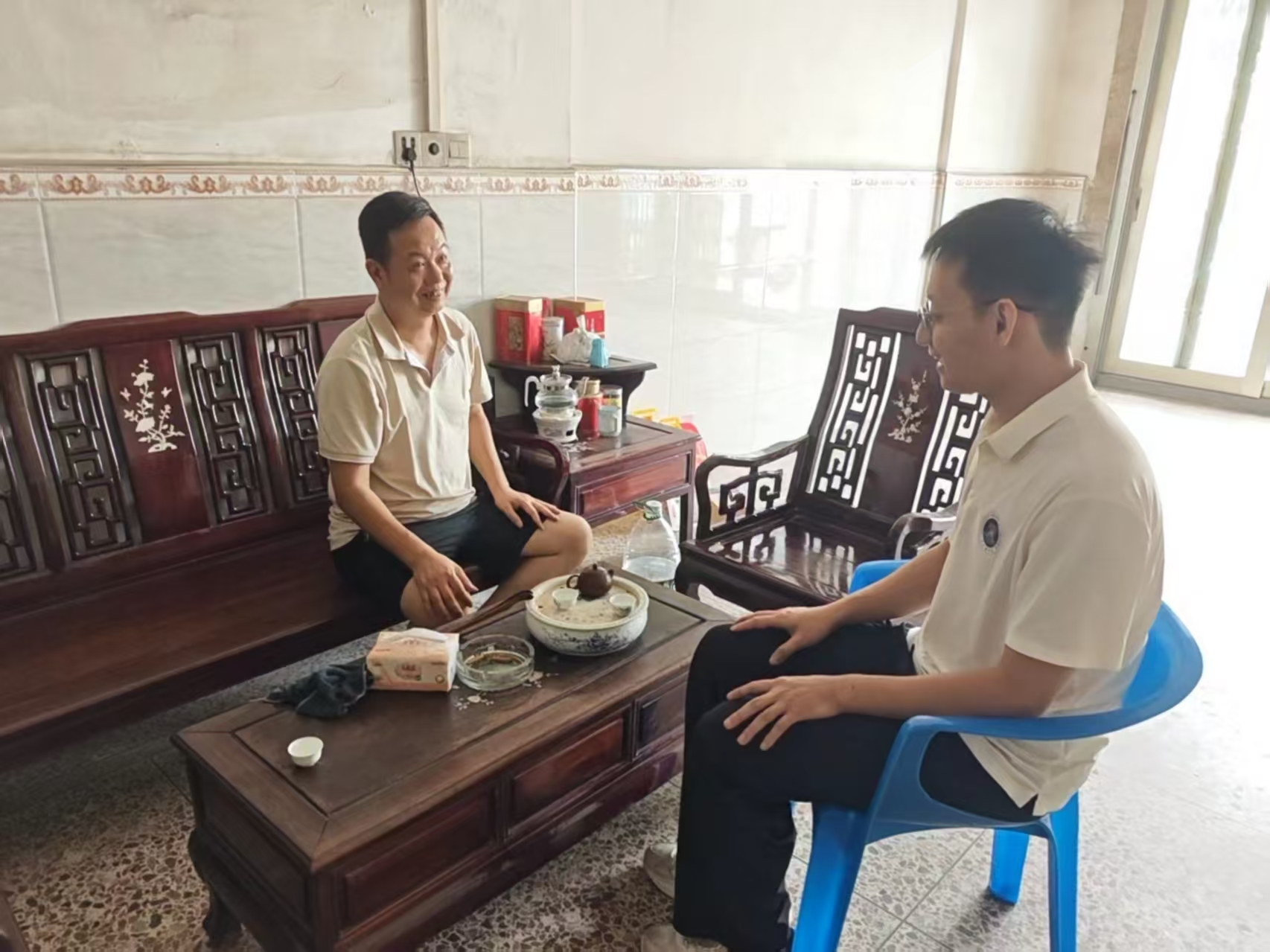 和学生家长交流(三).jpg